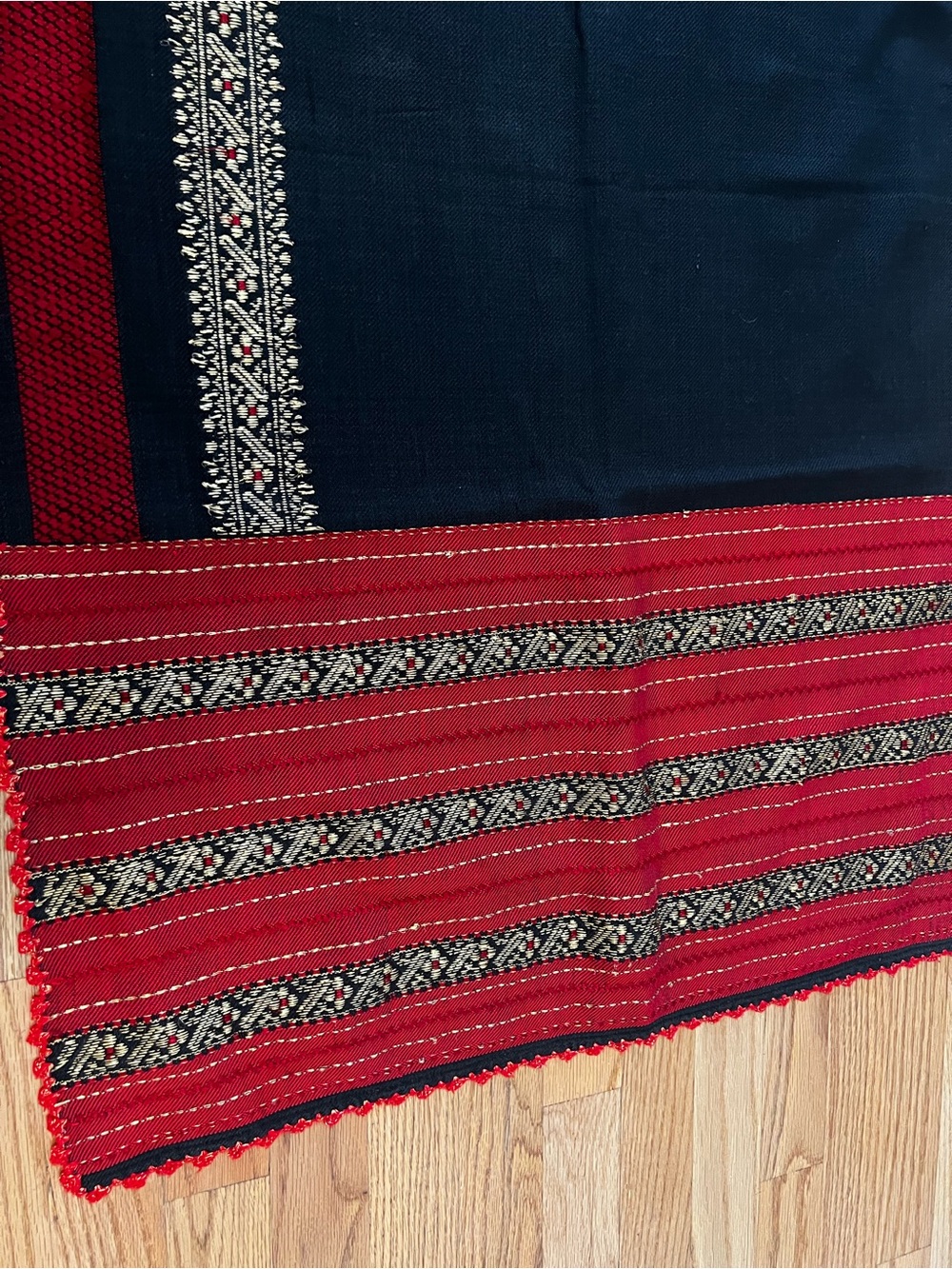Fota/ fusta Red Striped Pencil Skirt with Black Accent Romanian - Picture 3 of 4